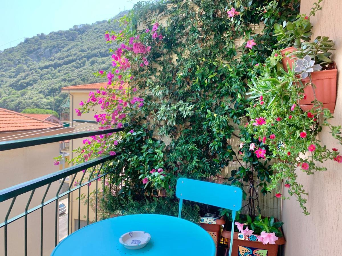 Appartamento Biker'S Blue Cove Finale Ligure Esterno foto